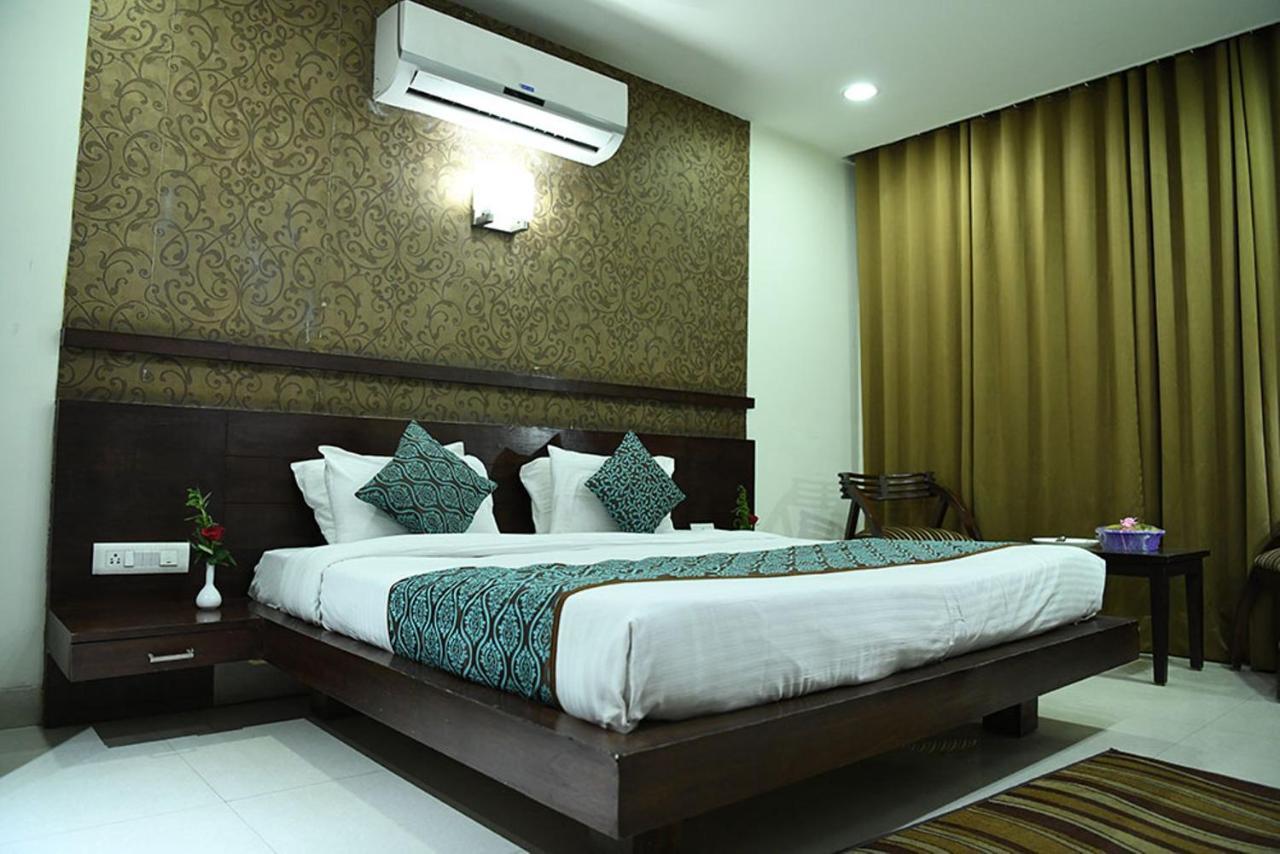 Hotel Royal Villas Μποπάλ Εξωτερικό φωτογραφία
